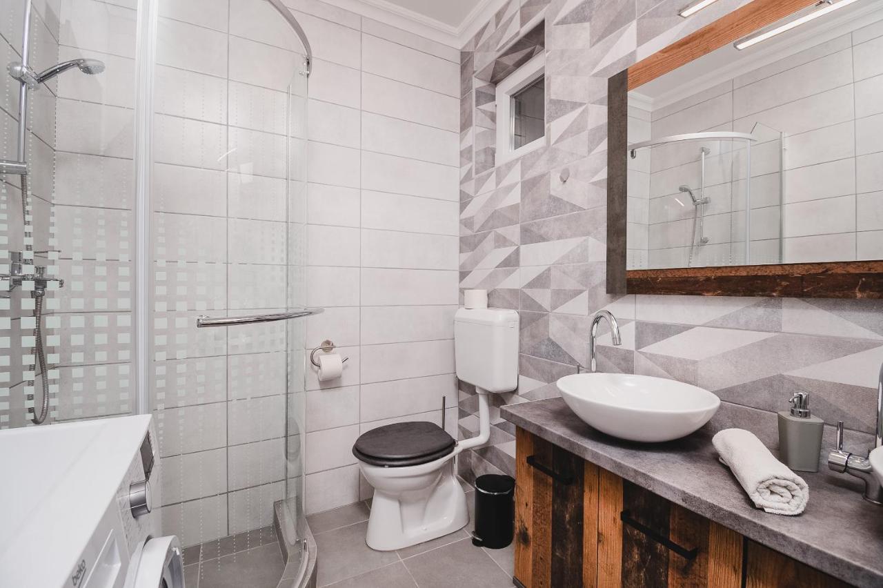 Reborn Lux Apartments Hajdúszoboszló Εξωτερικό φωτογραφία